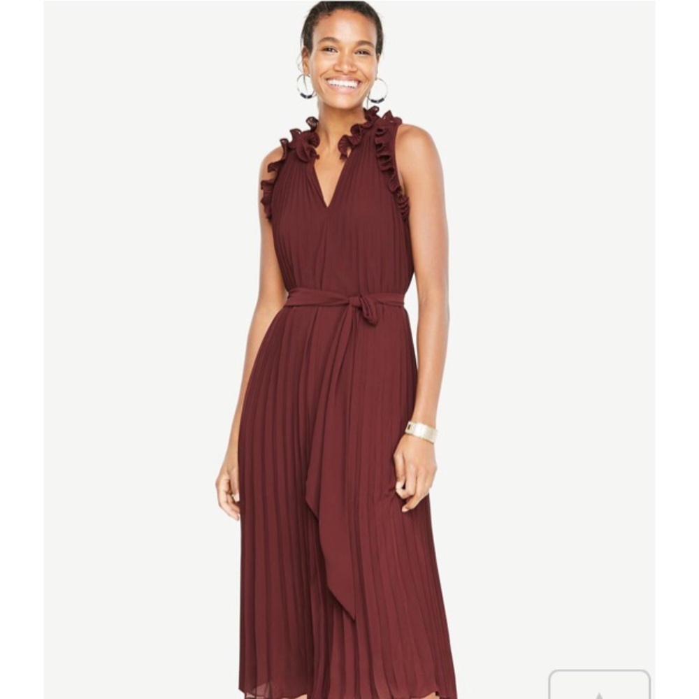 Ann Taylor pleated flutter dress